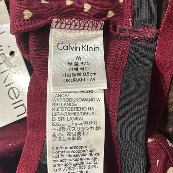 NWT Calvin Klein Keyhole Bralette with Hearts - Picture 6 of 6